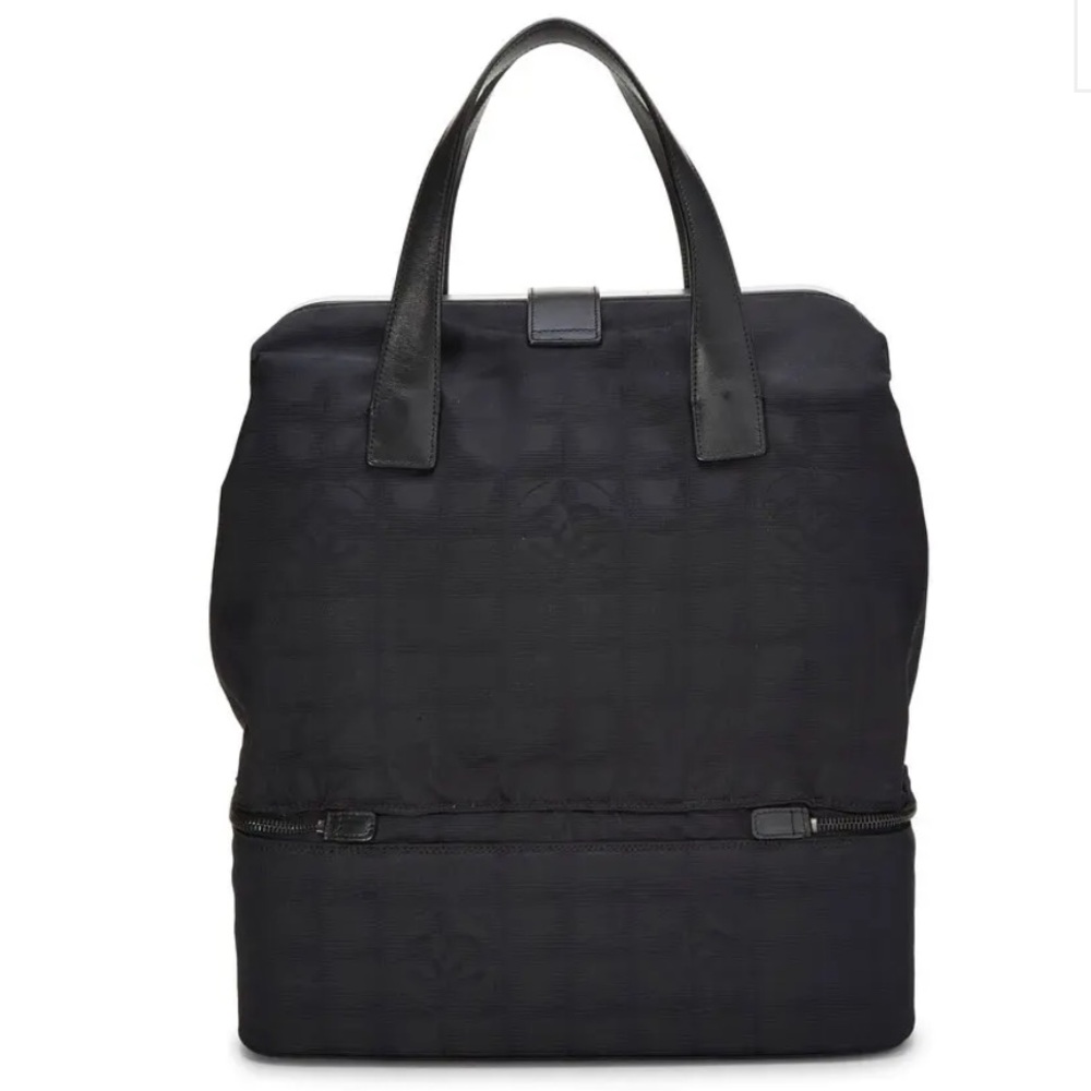 CHANEL Travel Line Collection - Picture 3 of 5